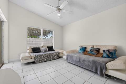7816 Manor Forest Lane, Boynton Beach FL - photo 14 of 29