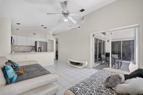 7816 Manor Forest Lane, Boynton Beach FL - photo 15 of 29