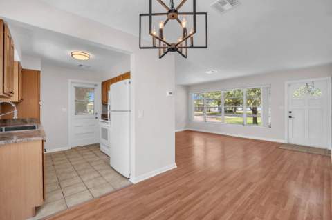 145 Greenbrier Drive, Palm Springs FL - photo 16 of 48