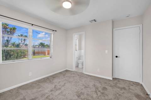145 Greenbrier Drive, Palm Springs FL - photo 6 of 48