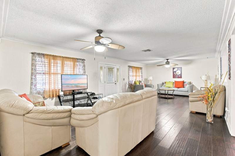 3 bedroom Single Family Residence at 2730 Fairway Drive, Maravilla Estates, Fort Pierce — photo 3