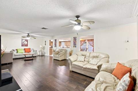 2730 Fairway Drive, Fort Pierce FL - photo 6 of 35