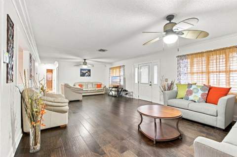 2730 Fairway Drive, Fort Pierce FL - photo 7 of 35