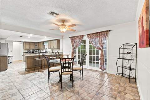 2730 Fairway Drive, Fort Pierce FL - photo 10 of 35