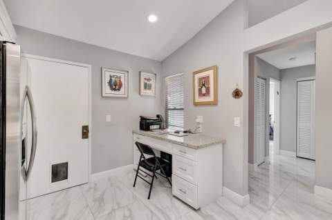 10927 Dolphin Palm Court #A, Boynton Beach FL - photo 12 of 33