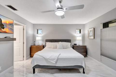 10927 Dolphin Palm Court #A, Boynton Beach FL - photo 14 of 33