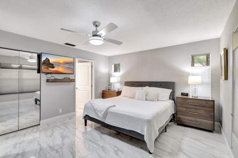 10927 Dolphin Palm Court #A, Boynton Beach FL - photo 15 of 33