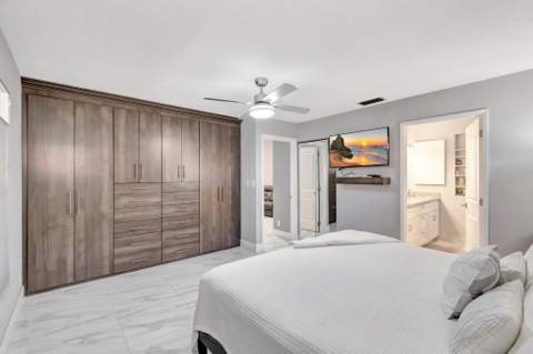 10927 Dolphin Palm Court #A, Boynton Beach FL - photo 16 of 33