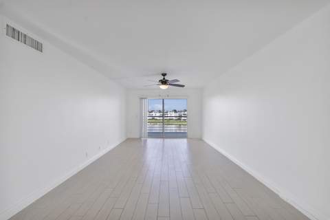 4072 Guildford D, Boca Raton FL - photo 15 of 36