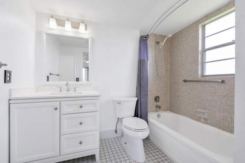 4072 Guildford D, Boca Raton FL - photo 10 of 36