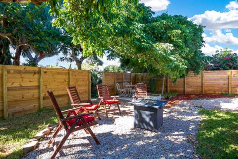 609 S Arnold Avenue, Lantana FL - photo 8 of 25