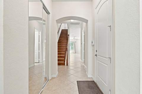 6179 NW Helmsdale Way, Port St. Lucie FL - photo 6 of 67