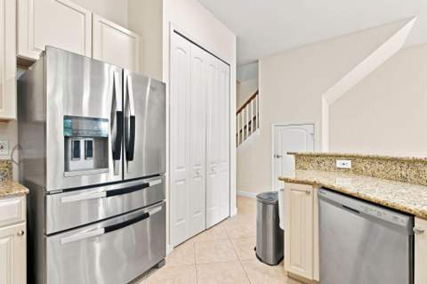 6179 NW Helmsdale Way, Port St. Lucie FL - photo 16 of 67