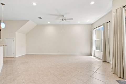 6179 NW Helmsdale Way, Port St. Lucie FL - photo 17 of 67