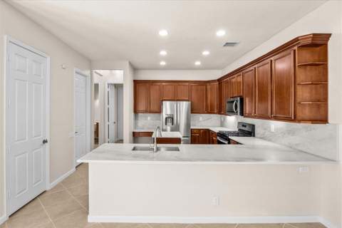 206 NW Magnolia Lakes Boulevard, Port St. Lucie FL - photo 8 of 56