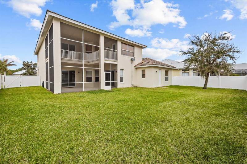 5 bedroom Single Family Residence at 206 NW Magnolia Lakes Boulevard, Magnolia Lakes At St Lucie West Phase 2, Port St. Lucie — photo 2