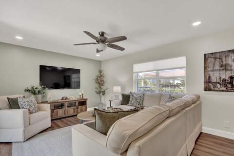 35 SE Beech Tree Lane, Stuart FL - photo 20 of 38