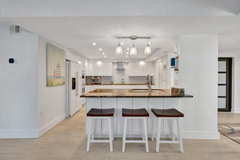 4100 N Highway A1A #211, Hutchinson Island FL - photo 8 of 57