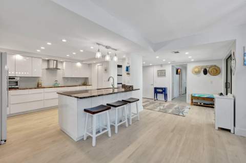 4100 N Highway A1A #211, Hutchinson Island FL - photo 9 of 57