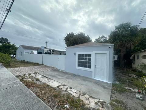 801 Hampton Road, West Palm Beach FL - photo 24 of 28