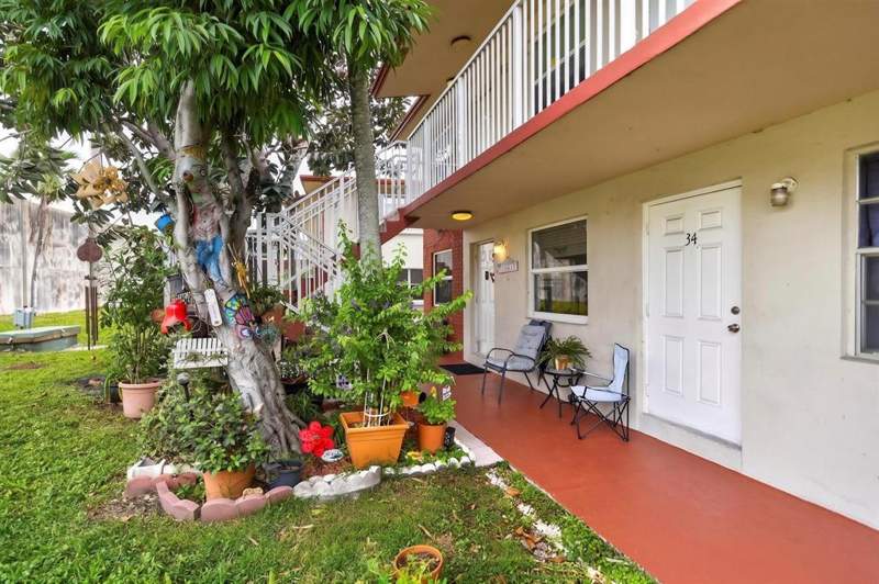 2 bedroom Condominium at 2918 Funston Street #35b, Town Colony Condo, Hollywood — photo 2