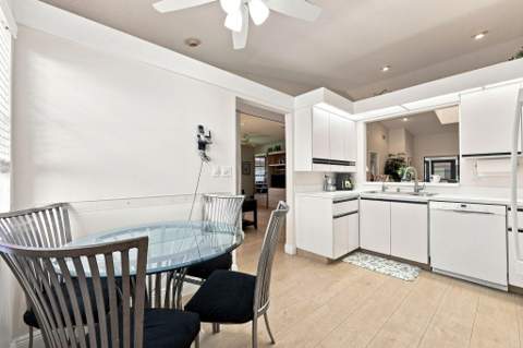 6013 Sunny Pointe Circle, Delray Beach FL - photo 11 of 49