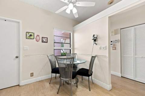 6013 Sunny Pointe Circle, Delray Beach FL - photo 10 of 49