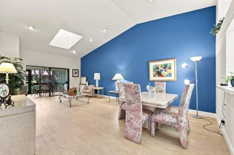 6013 Sunny Pointe Circle, Delray Beach FL - photo 15 of 49