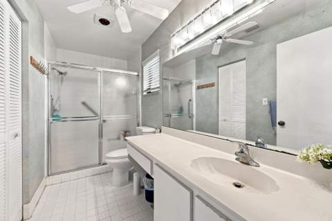 6013 Sunny Pointe Circle, Delray Beach FL - photo 22 of 49