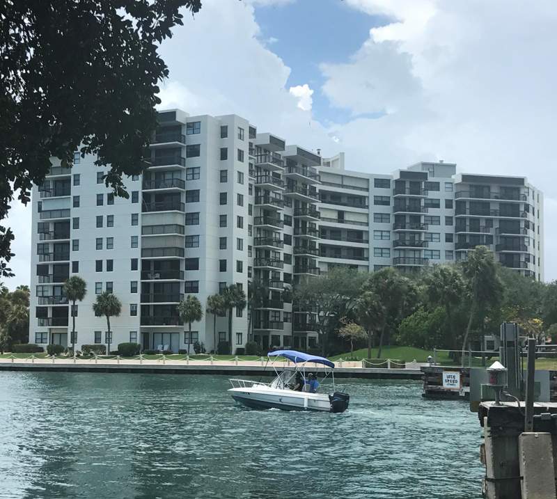 2 bedroom Condominium at 2900 NE 14th Street Causeway #403, Voyager Condo, Pompano Beach — photo 2