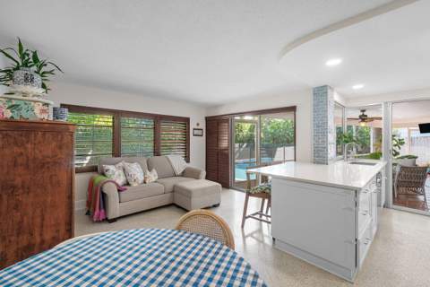 943 SW 5th Street, Boca Raton FL - photo 19 of 42