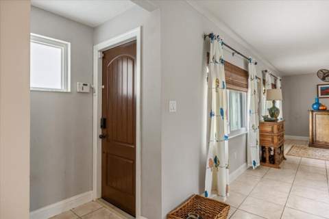 5904 Killarney Avenue, Fort Pierce FL - photo 6 of 50
