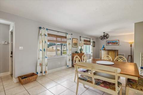 5904 Killarney Avenue, Fort Pierce FL - photo 9 of 50