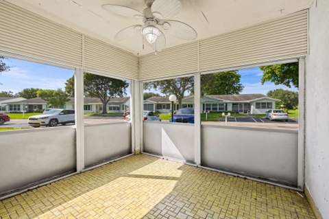 8711 NW 10th Street #D101, Plantation FL - photo 10 of 21