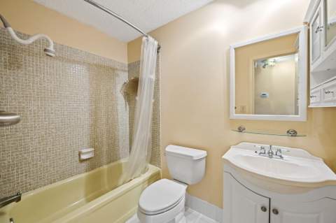 8711 NW 10th Street #D101, Plantation FL - photo 19 of 21