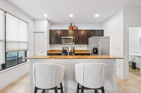2025 Oysterwood Lane, Riviera Beach FL - photo 14 of 40