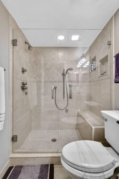 103 Half Moon Circle #H1, Hypoluxo FL - photo 22 of 82