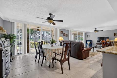 103 Half Moon Circle #H1, Hypoluxo FL - photo 9 of 82