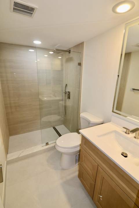 3980 Oaks Clubhouse Drive #511, Pompano Beach FL - photo 10 of 18