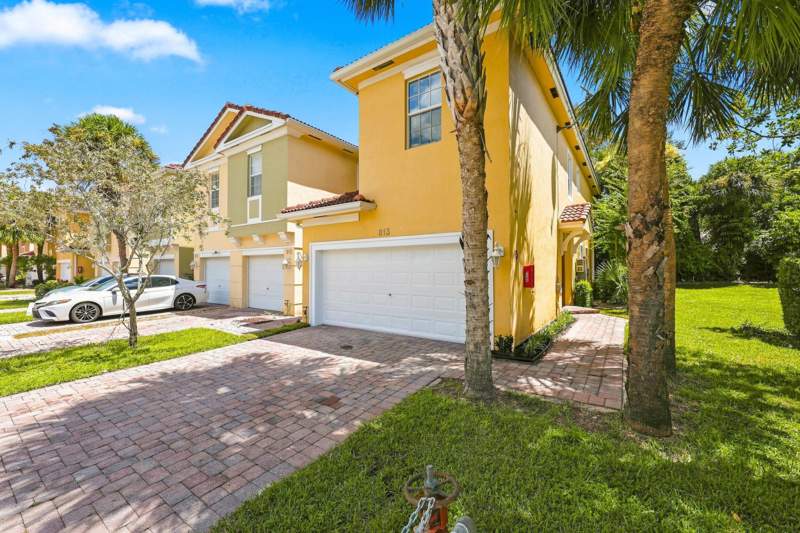 3 bedroom Townhouse at 813 Pipers Cay Drive, Pipers Cay , West Palm Beach — photo 3