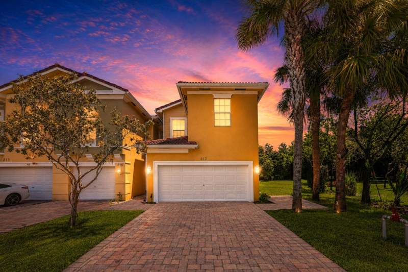 3 bedroom Townhouse at 813 Pipers Cay Drive, Pipers Cay , West Palm Beach — photo 2