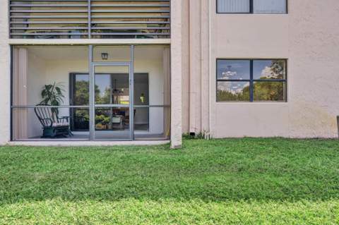 10442 Sunrise Lakes Boulevard #111, Sunrise FL - photo 12 of 69