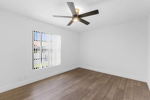 84 Centennial Court, Deerfield Beach FL - photo 13 of 43
