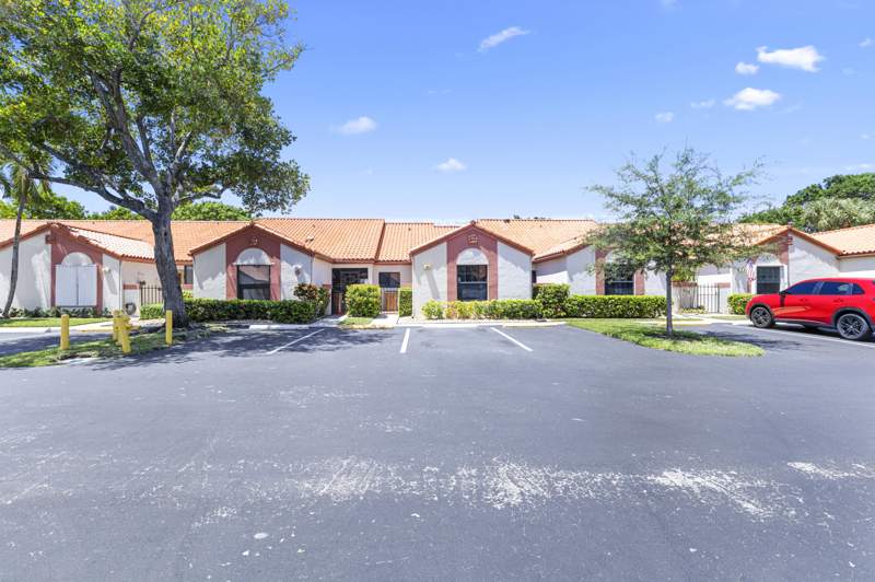2 bedroom Villa at 84 Centennial Court, Anglo-American Plat Two, Deerfield Beach — photo 2
