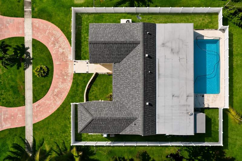 3 bedroom Single Family Residence at 3925 NW 35th Avenue, Oriole Estates Sec 3, Lauderdale Lakes — photo 2