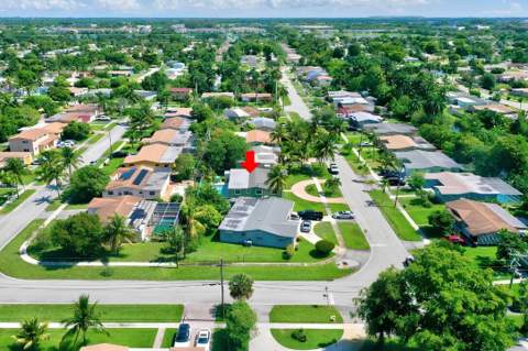 3925 NW 35th Avenue, Lauderdale Lakes FL - photo 15 of 24