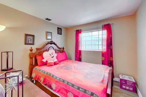 3925 NW 35th Avenue, Lauderdale Lakes FL - photo 18 of 24