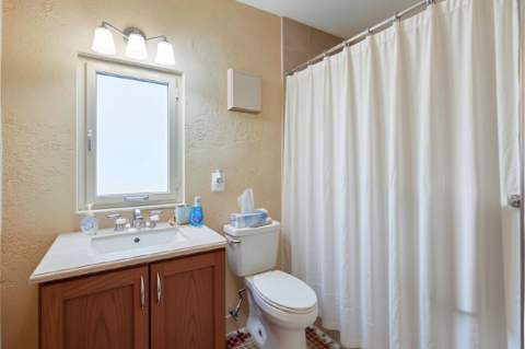 3925 NW 35th Avenue, Lauderdale Lakes FL - photo 21 of 24