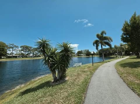 425 Pine Glen Lane #A-2, Greenacres FL - photo 17 of 21