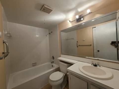 425 Pine Glen Lane #A-2, Greenacres FL - photo 9 of 21